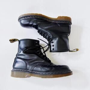 Black Dr. Martens 1460 leather boots
